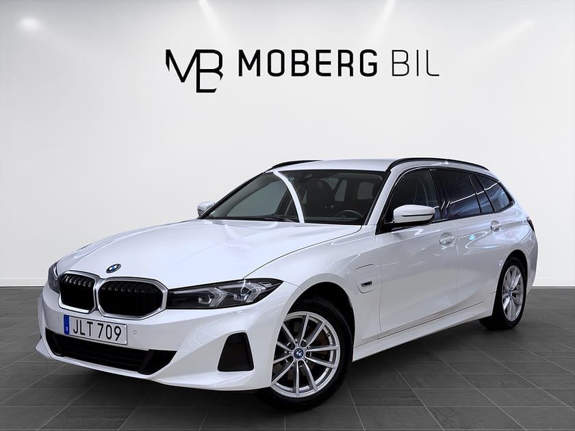 Bild 1 av BMW 330e Touring Steptronic 292hk Läder CarPlay PDC Navi