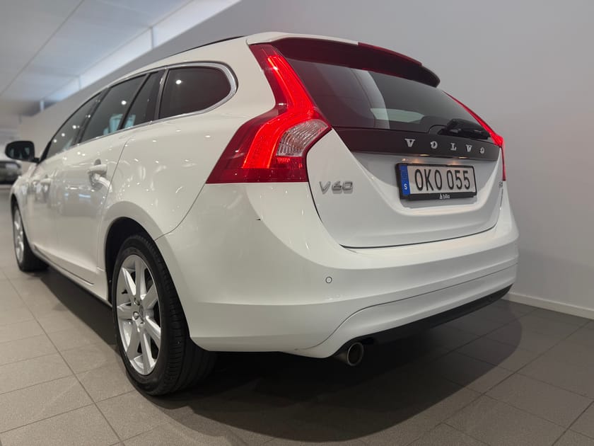 Bild 4 av Volvo V60 D3 Business Advanced / Farthållare / Parkeringsensor bak /