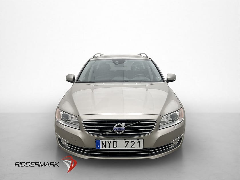 Bild 2 av Volvo V70 D5 215hk Summum D-Värmare Dragkrok Skinn Keyless