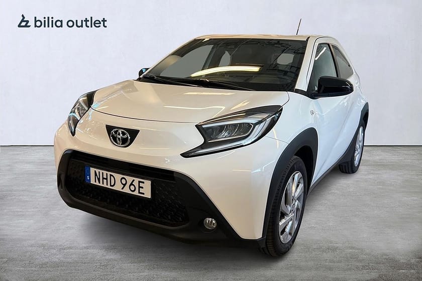 Bild 1 av Toyota Aygo X 1.0 VVT-i CVT ComfortStylePack Backkamrera Carplay Moms