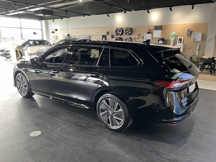 Bild 5 av Škoda Superb iV Kombi Skoda Combi Sportline 1,5 TSI 204 HK 6 VXL DSG