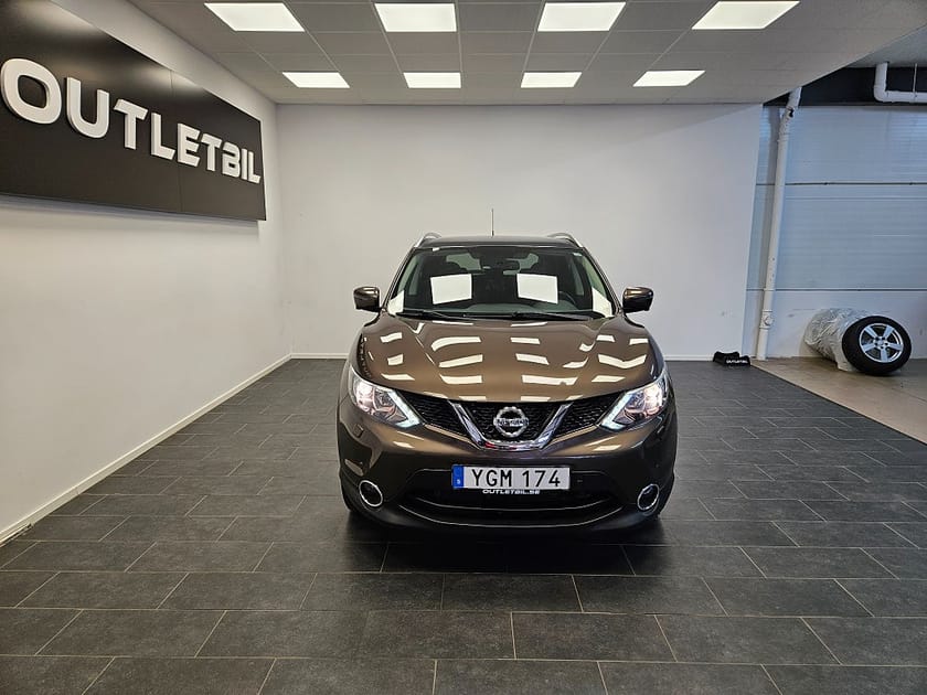 Bild 5 av Nissan Qashqai 1.2 DIG-T 116hk XTRONIC-CVT Panorama Navi 360° kamera