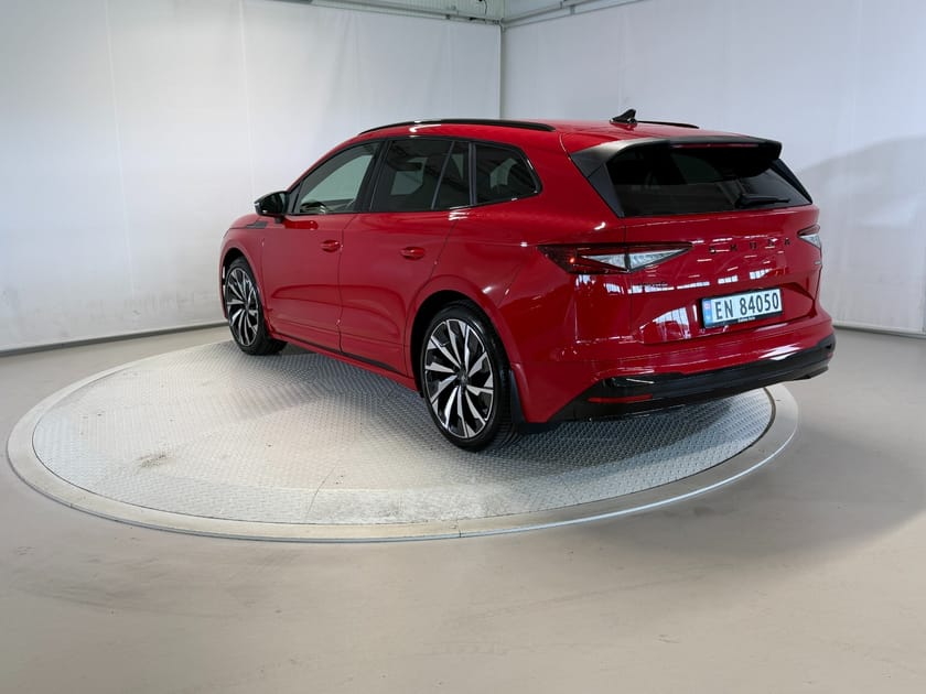 Bilde 4 av Škoda Enyaq 85x Sportline Demo! ACC/Krok/HUD/Matrix/Canton/Kam/21"