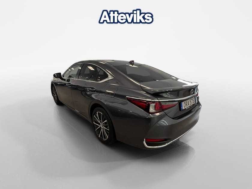 Bild 5 av Lexus ES 300h h  2.5 E-CVT 218hk Limited *Läder/Backkamera/Keyle