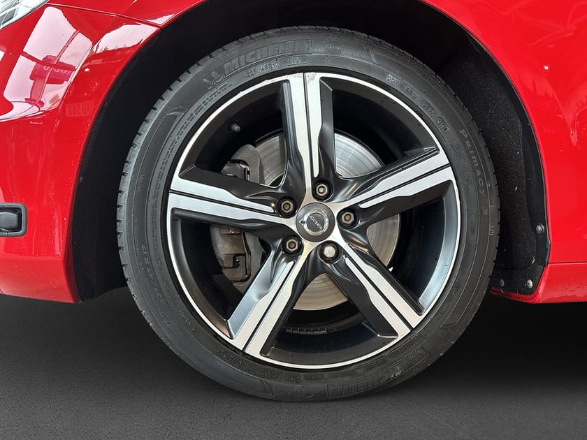 Bild 5 av Volvo V40 T3 aut R-Design Edt