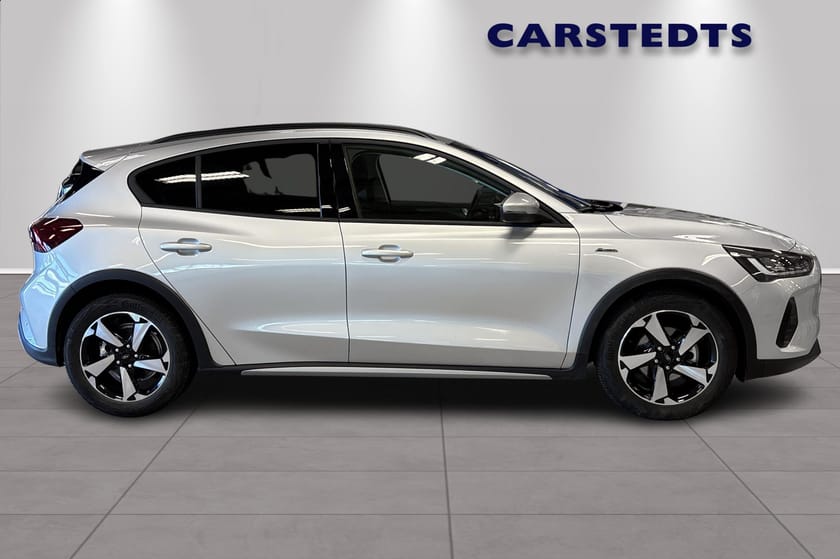 Bild 2 av Ford Focus Active 1.0T 125hk 5d (endast 750mil)