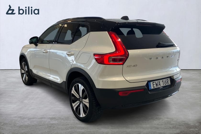Bild 2 av Volvo XC40 Recharge Core, Tonade rutor, Dragkrok, Klimatpaket