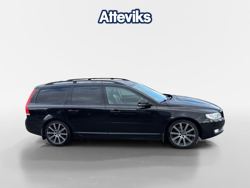 Bild 2 av Volvo V70 Classic Sport/Drag/P-Värmare/El-Baklucka/VoC/Skinn/Elstol