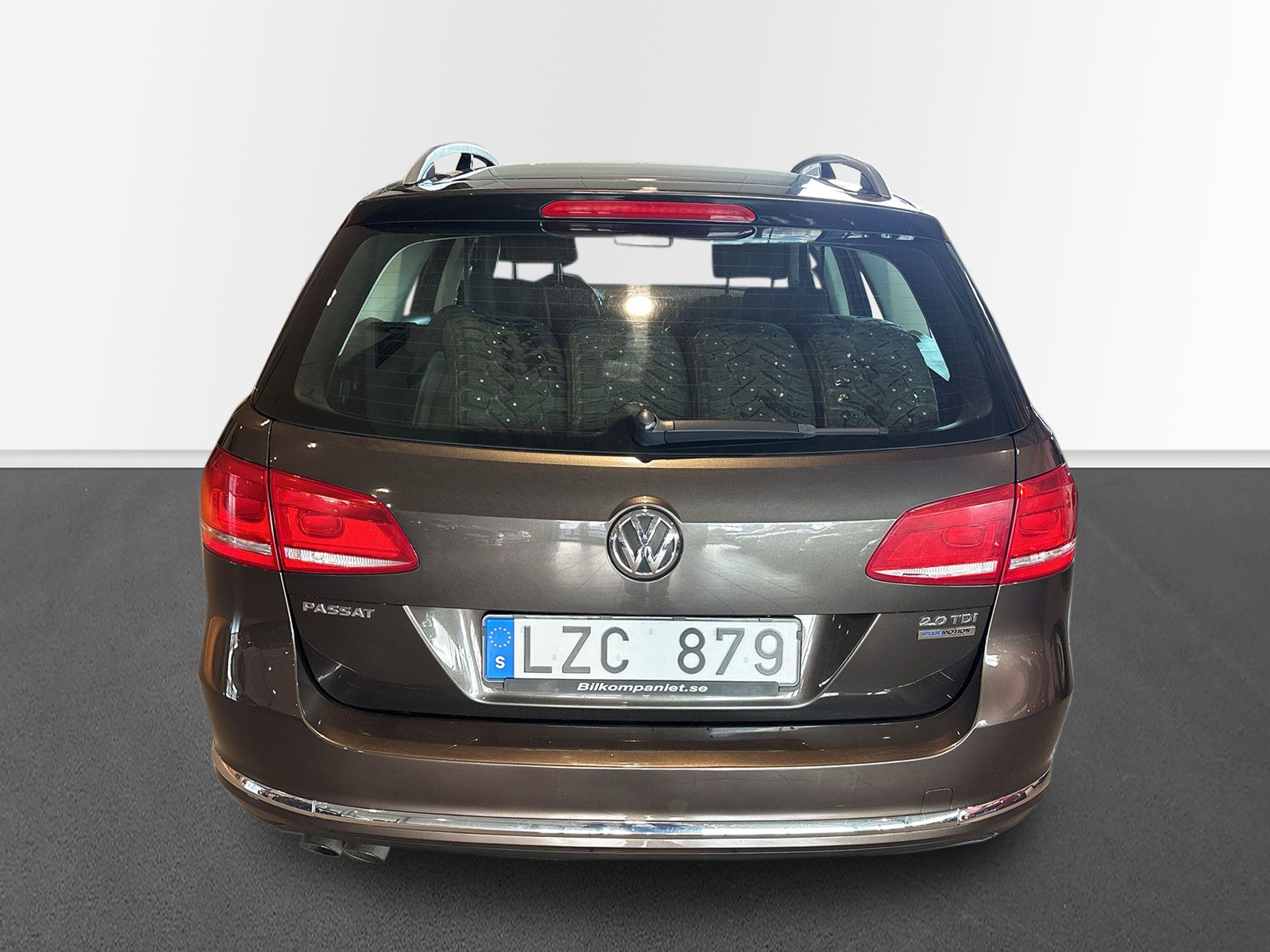 Volkswagen Passat 2012, photo 6/10
