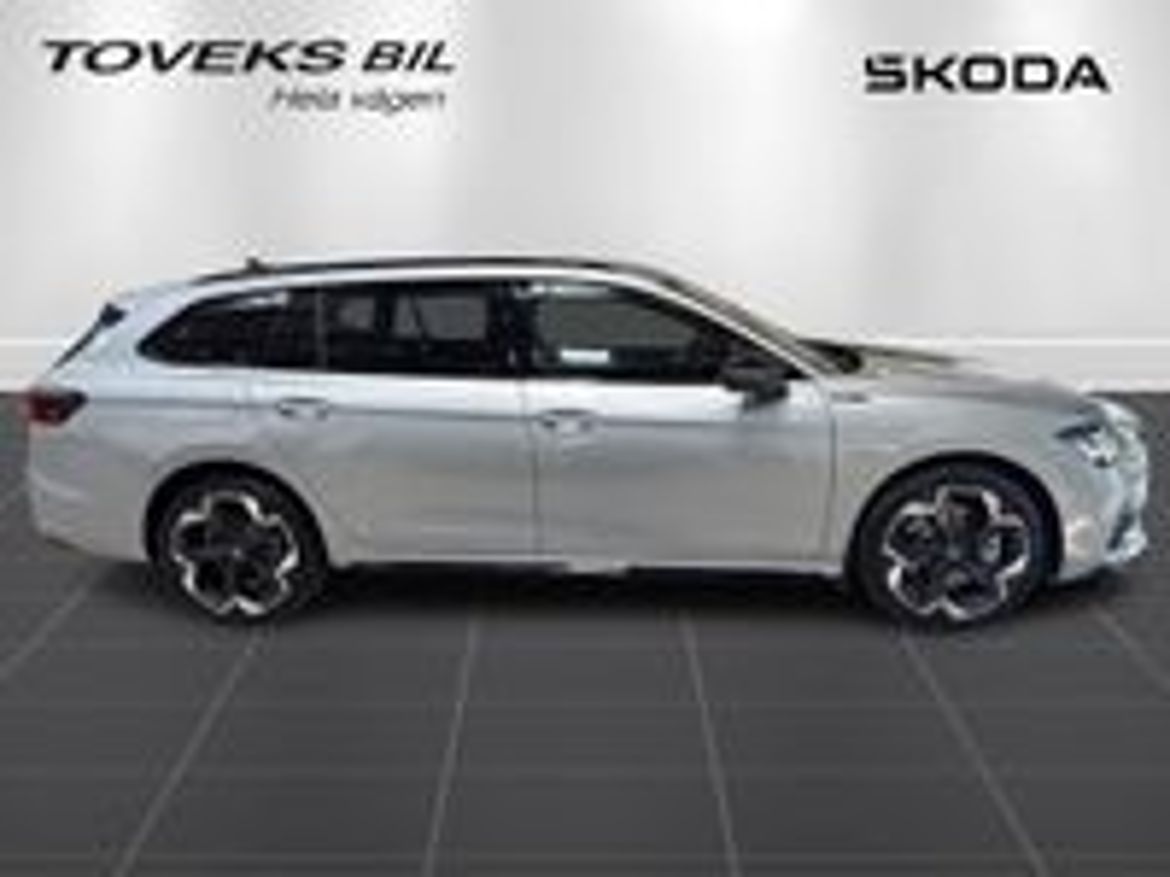 Škoda Škoda Superb iV Kombi — bild 6