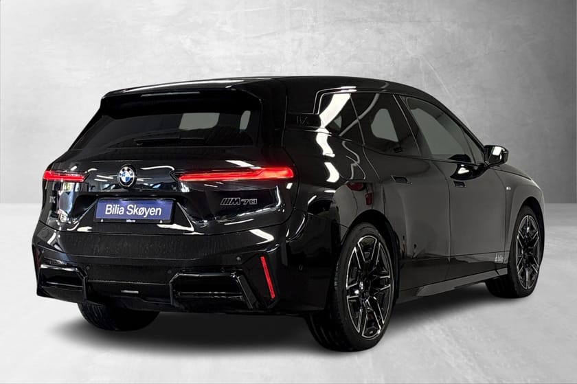 Bilde 4 av BMW iX M70 xDrive