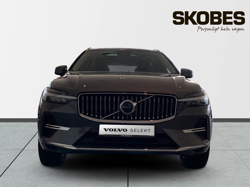 Bild 2 av Volvo XC60 Recharge T6 Inscription Expression Drag, H/K Ljud, Navi, Park.kamera