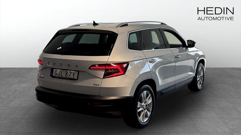Bild 2 av Škoda Karoq 2.0 TDI 150hk 4x4 Style Kamera Värmare Adaptiv