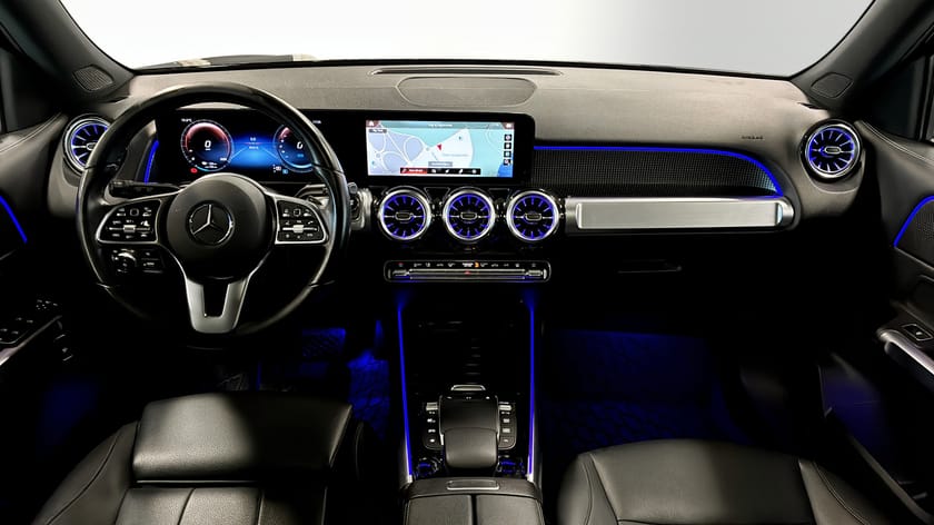 Bild 4 av Mercedes-Benz EQB 300 4MATIC Adaptiv Farthållare Panoramatak