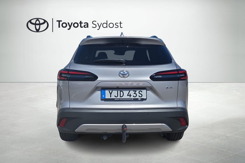 Bild 5 av Toyota Corolla Cross Hybrid AWD-i Style dragkrok (ny)