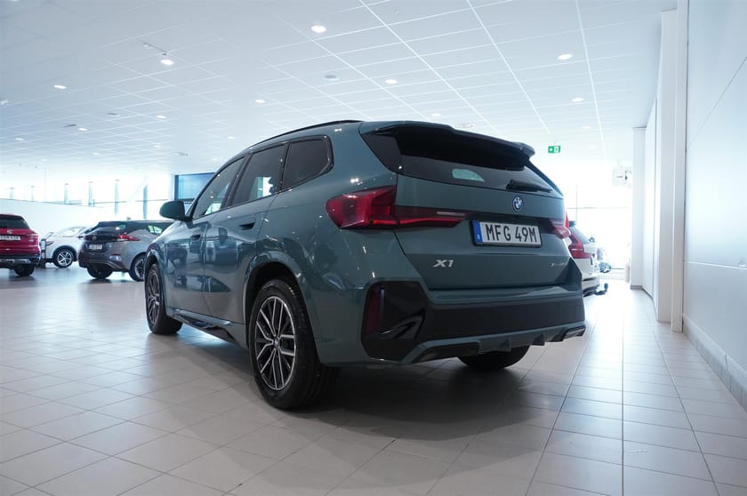 Bild 4 av BMW X1 xDrive25e M Sport Fartpilot Kamera Drag