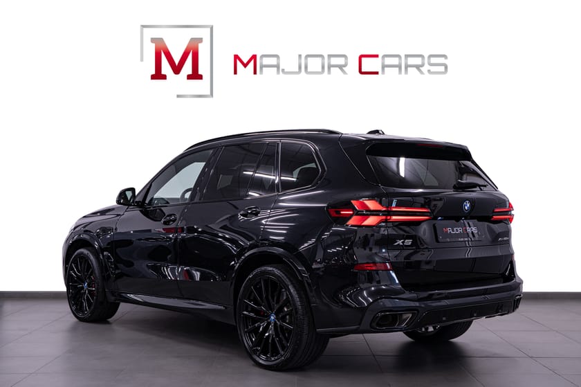 Bild 4 av BMW X5 xDrive50e M Sport Pro Exclusive Pano B&W M Seats 22"