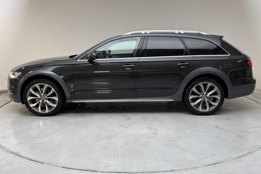 Bild 2 av Audi A6 allroad quattro 3.0 TDI (218hk) Sport Edition
