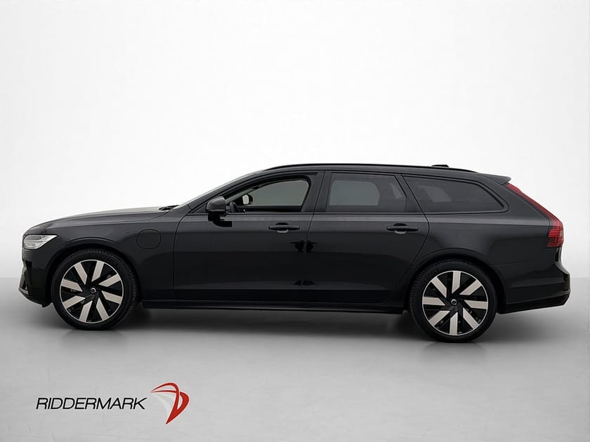 Bild 4 av Volvo V90 T8 456hk AWD Plus Dark Värm MOMS Drag 360º Skinn