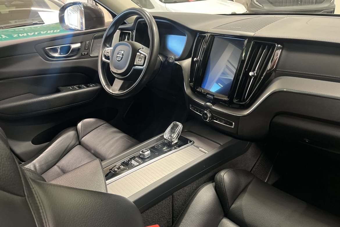 Volvo XC60 2020 - miniatyr 6