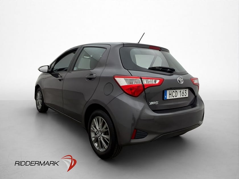 Bild 5 av Toyota Yaris 1.5 VVT-iE 111hk Active Backkamera Farthållare