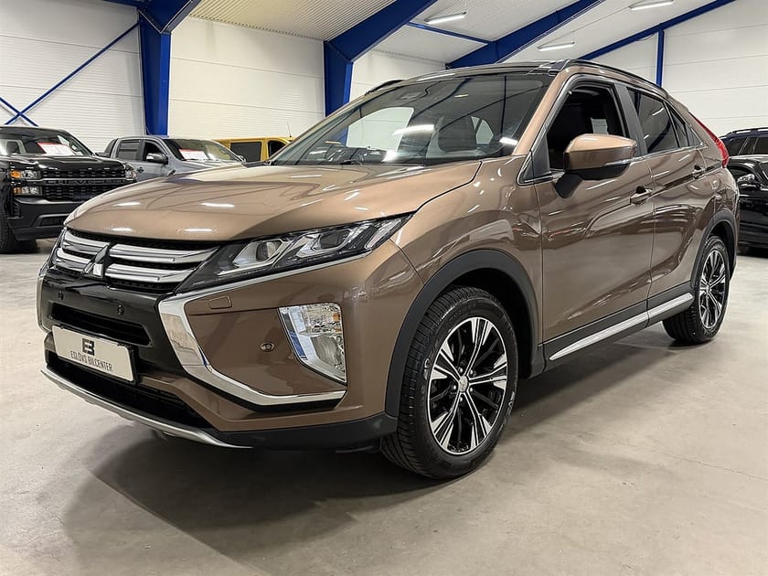 Bild 2 av Mitsubishi Eclipse Cross 1.5 T-MIVEC 163 HK CVT / Business Instyle / Intense /