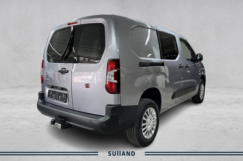 Bilde 5 av Toyota ProAce City 1,5 D 130hk 4X4, Krok, Skyvedører begge sider, LAV KM!