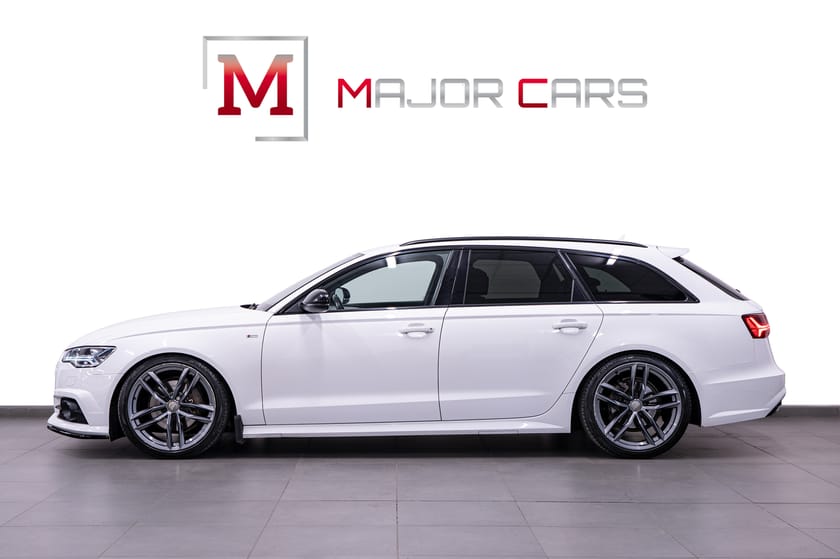 Bild 3 av Audi A6 Avant 2.0 TDI Q S-Line Matrix 20" Svart Optik Drag