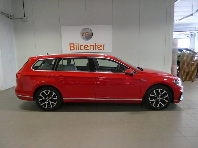 Bild 3 av Volkswagen Passat Sportscombi GTE 1.4 TSI Drag-Värmare-Navi-Kamera-Nyservad SoV