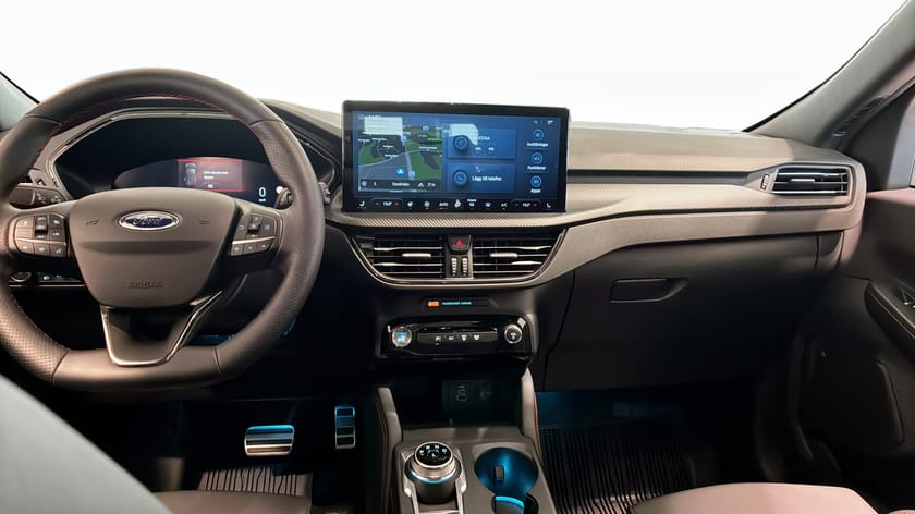 Bild 4 av Ford Kuga Plug-In Hybrid ST-Line X Laddhybrid 243hk / 360° kamera / Dragkrok