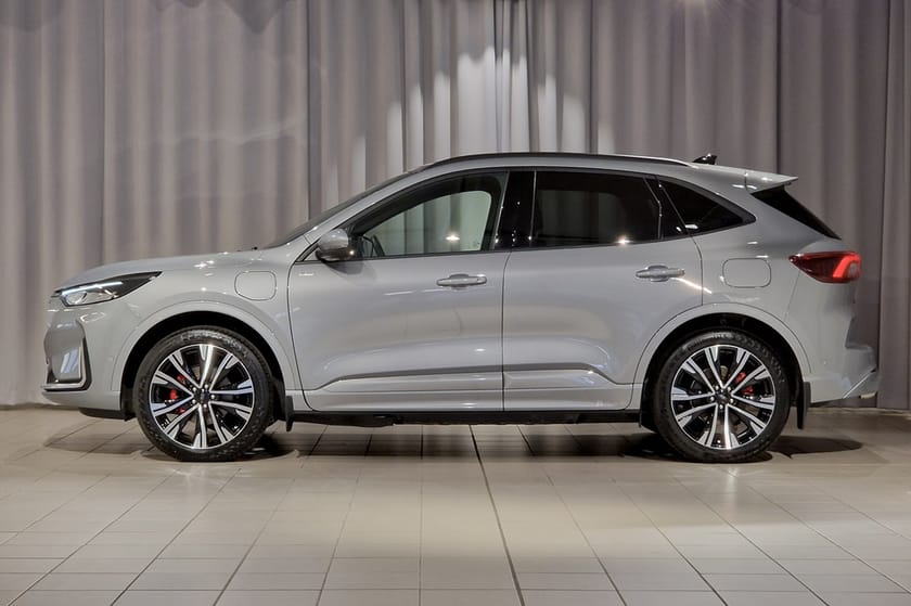 Bild 2 av Ford Kuga Plug-In Hybrid e-Hybrid | ST-Line | Drag | 360 kamera | Navi | B&