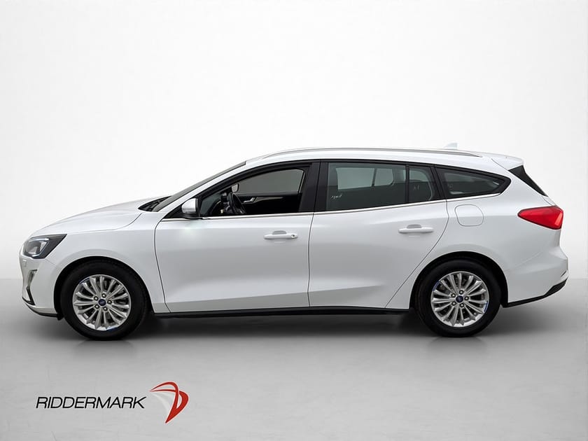 Bild 4 av Ford Focus Kombi 1.0 EcoBoost 125hk Titanium Drag Adap-fart