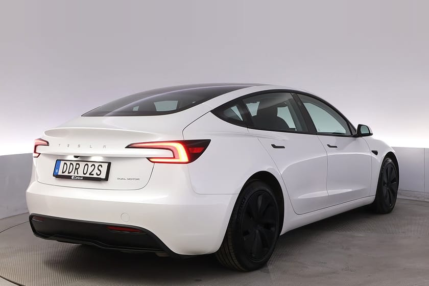Bild 5 av Tesla Model 3 Long Range AWD Highland Autopilot Pano