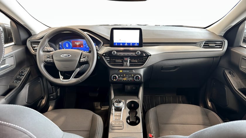 Bild 4 av Ford Kuga Plug-In Hybrid Titanium 2.5 225HK Vinterpaket