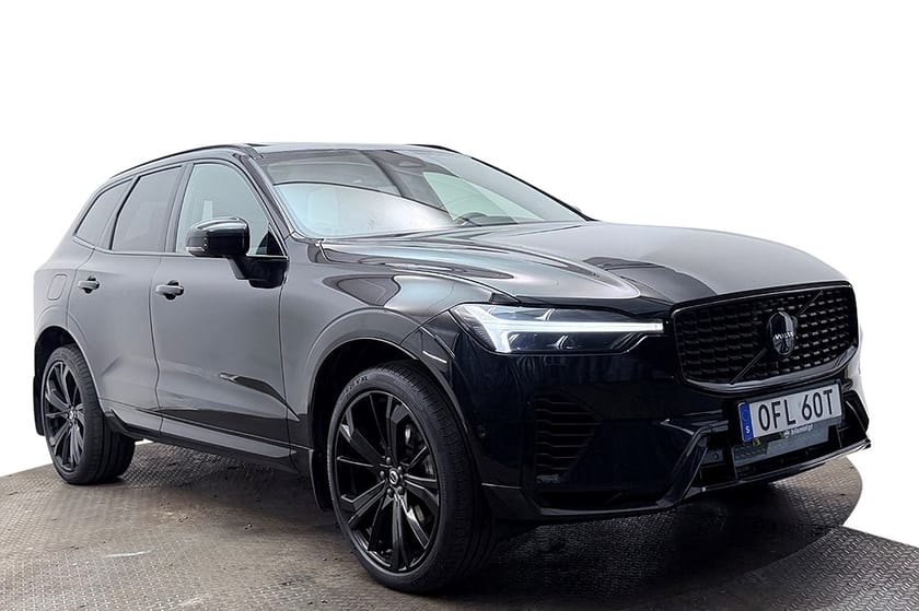 Bild 4 av Volvo XC60 T8 Plug-In AWD Ultra Black Drag Pano 360° BLIS B&W HUD 456hk