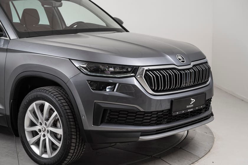 Bilde 3 av Škoda Kodiaq 2,0 TDI 150hk Style 4x4 ACC/Krok/Webasto/Kamera/DAB/BT