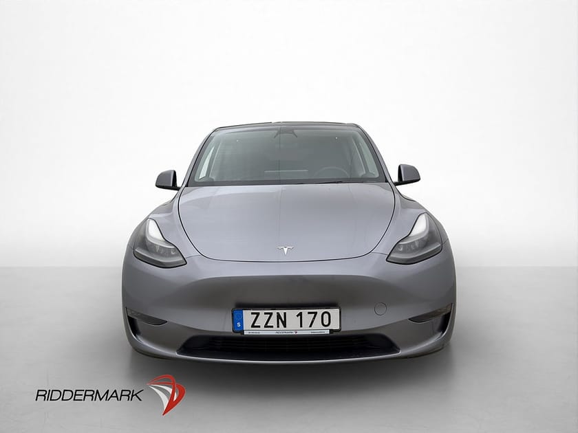 Bild 3 av Tesla Model Y Performance Dragkrok Autopilot MOMS Svensksåld