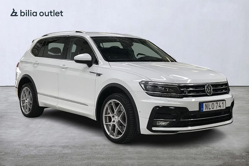 Bild 4 av Volkswagen Tiguan Allspace 7-sätes 2.0 TDI 4Motion R-Line 7-sits 190hk Cockpit Drag B-kam
