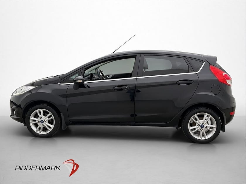 Bild 4 av Ford Fiesta 100hk Titanium Farthållare Bluetooth AC