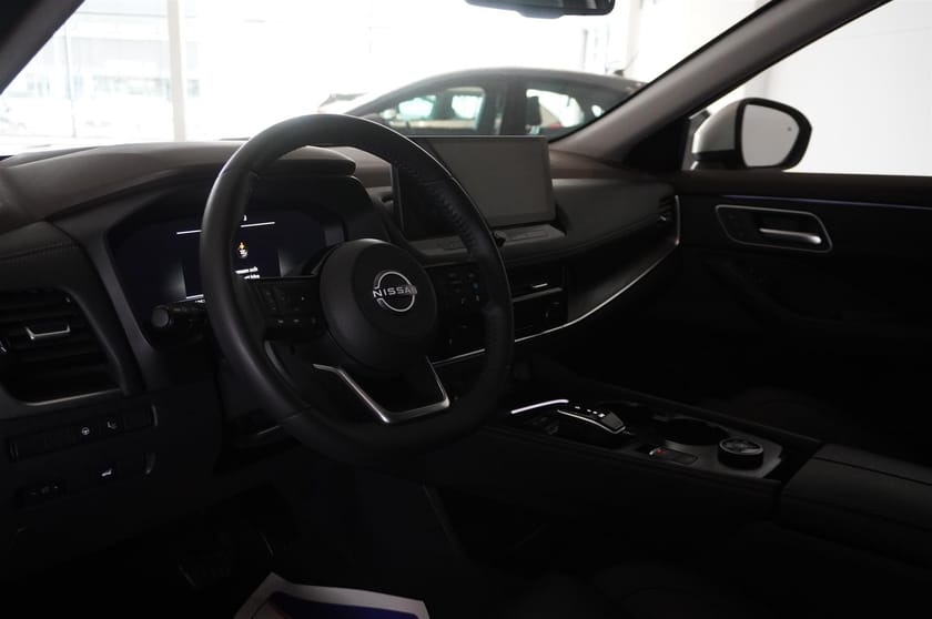 Bild 2 av Nissan X-Trail e-4ORCE Tekna