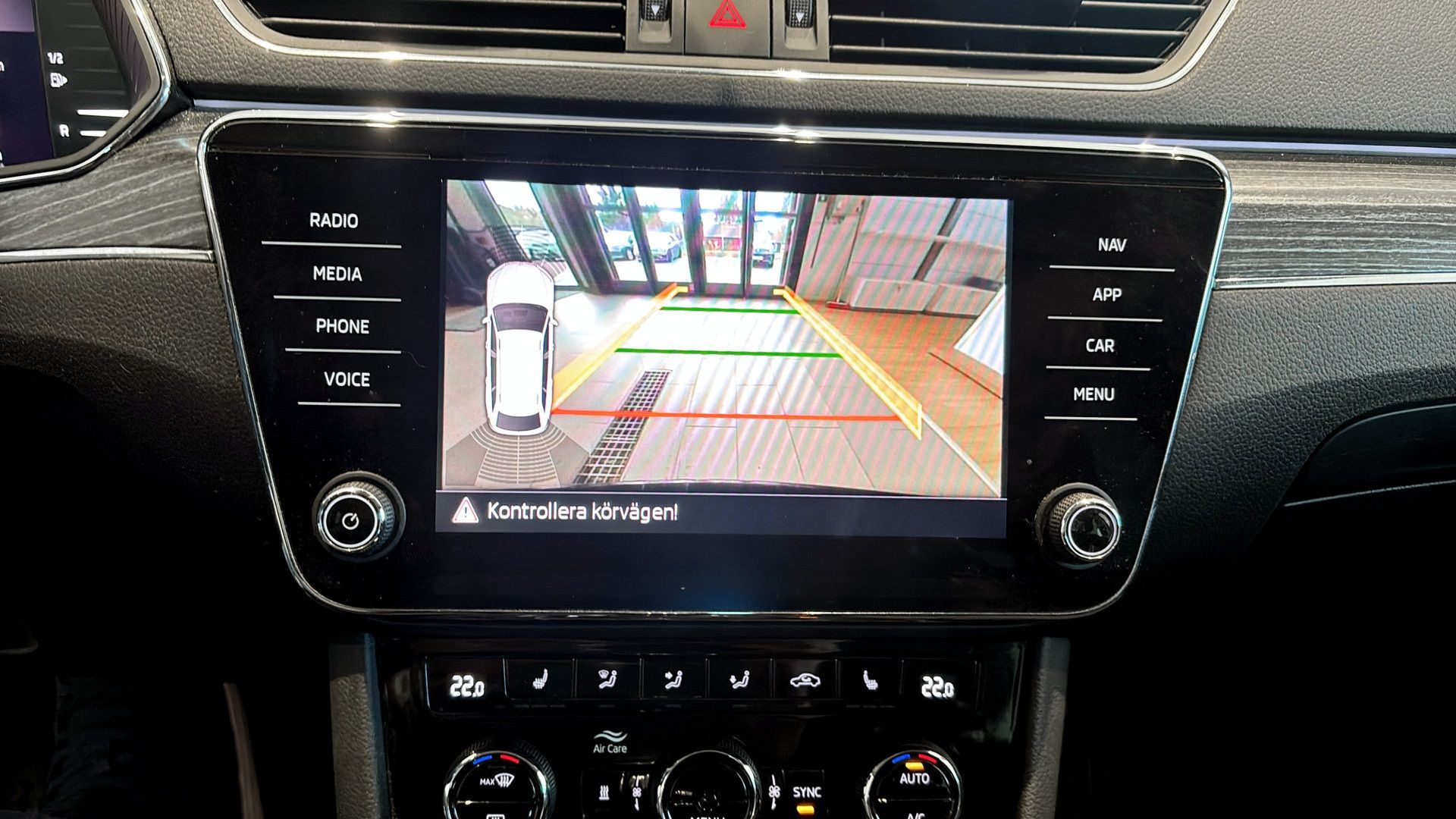 Skoda Superb Kombi 2.0 TDI 4x4 2020, bild 6/10