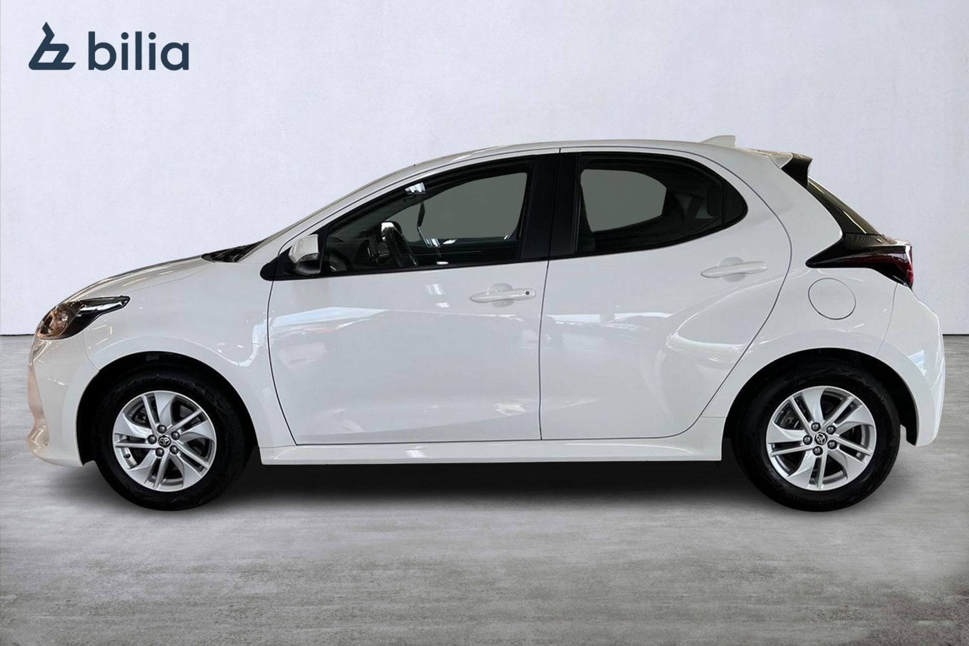 Toyota Yaris 1,5 Hybrid 5D Active 2023, bild 3/10