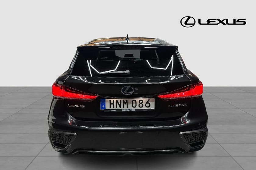 Bild 3 av Lexus CT 200h F SPORT V-HJUL