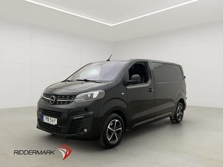 Opel Vivaro Skåpbil IP L2 177hk Ny-Kamrem Värm Drag Kamera CARPLAY Moms