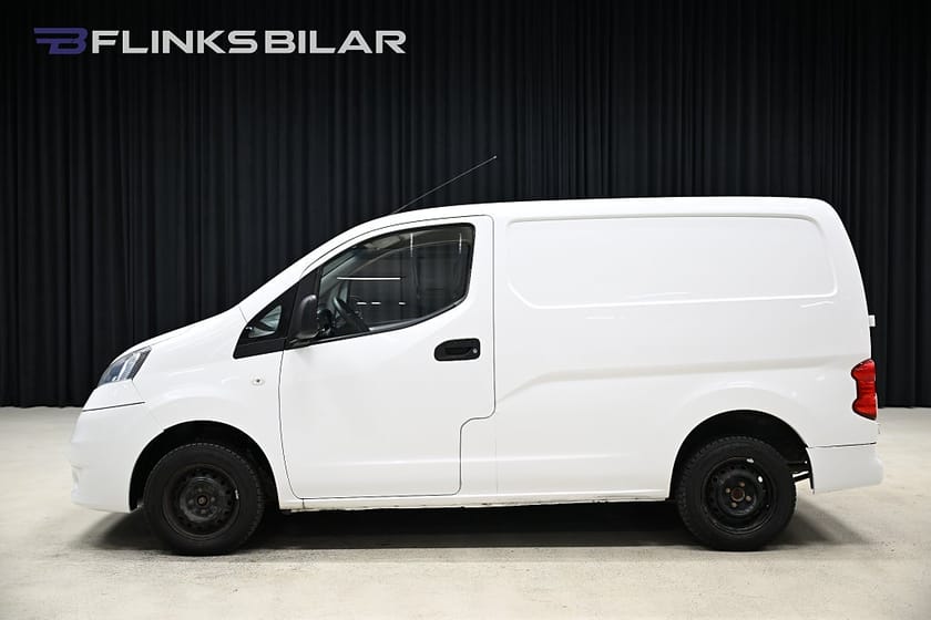 Bild 2 av Nissan NV200 Van 1.5 dCi 110HK Nedlackad|Kambytt|Lågmil|Bluetooth|Moms