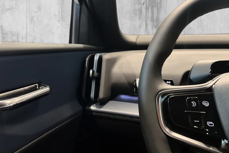 Volvo EX30 Twin Motor Performance bilde 15