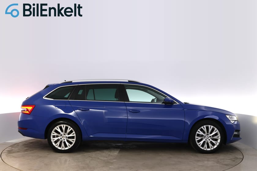 Bild 2 av Škoda Superb iV Kombi TSI DSG Style Pano Läder Se Utr