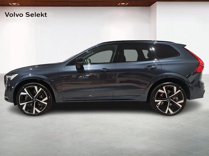Bild 3 av Volvo XC60 T8 Plus Black Nordic Edition