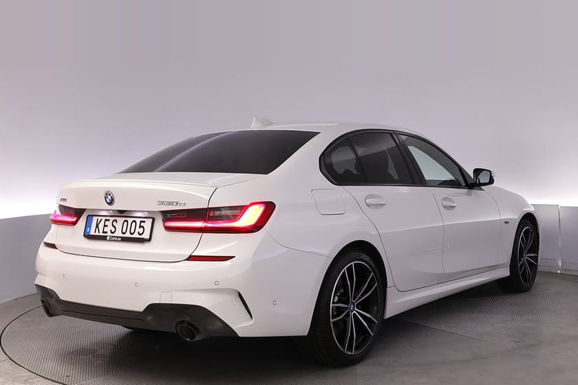 Bild 5 av BMW 330e xDrive Sedan M-Sport Kamera Elstol Navi Carplay