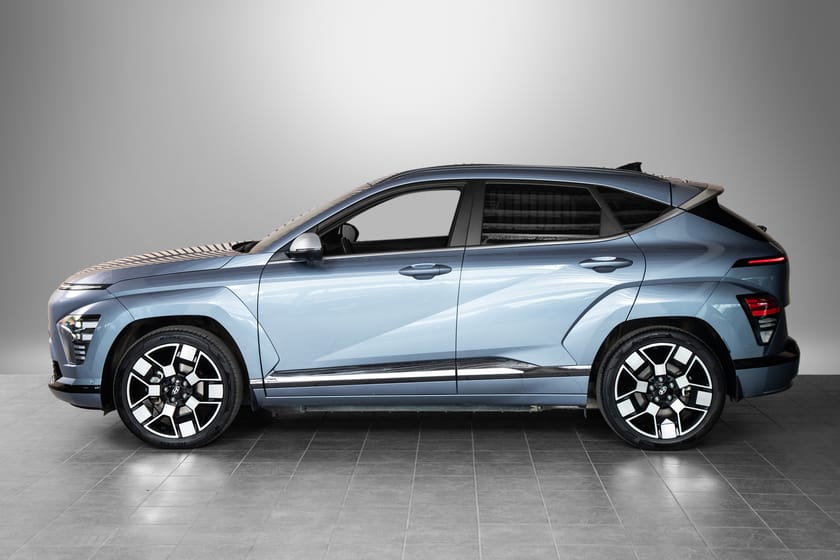Bilde 5 av Hyundai Kona Electric Long Range Range. Hengerfeste og takstaiv.